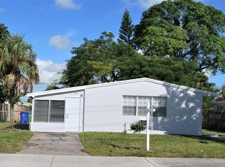 6155 Southgate Blvd #1, Pompano Beach, FL 33068