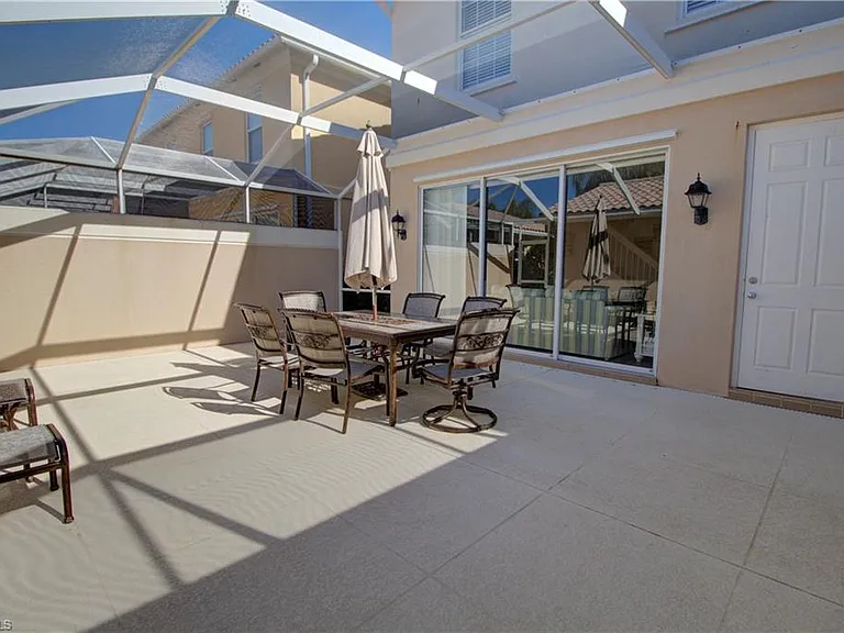 8109 Chianti Ln — Photo 24