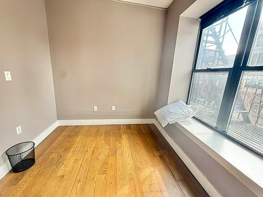 Rented by ERNY LLC | media 8