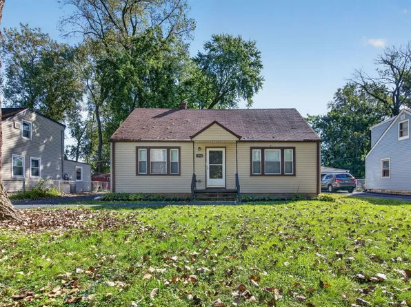 15711 Whipple Ave, Markham, IL 60428