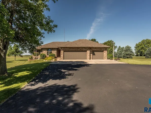 26871 469th Ave, Sioux Falls, SD 57106