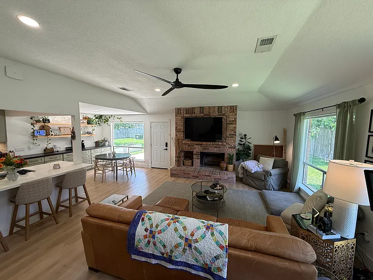 2791 Wood Hollow Dr — Photo 10