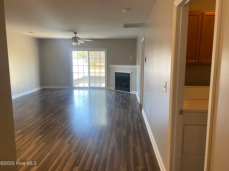 192 Pine Hollow Rd — Photo 3