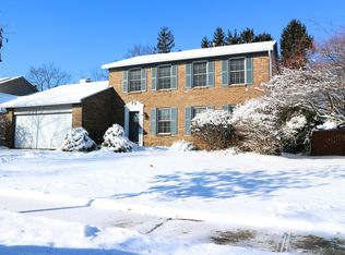 6907 Sparrow Ln, Columbus, OH 43235