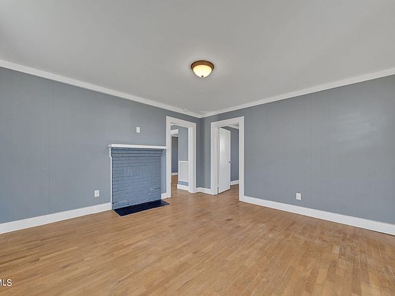 3rd image of 2407 E Center St
