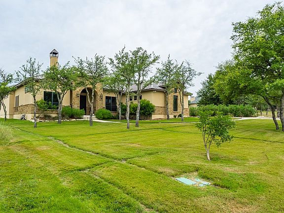 3rd image of 4088 Comanche Trace Dr