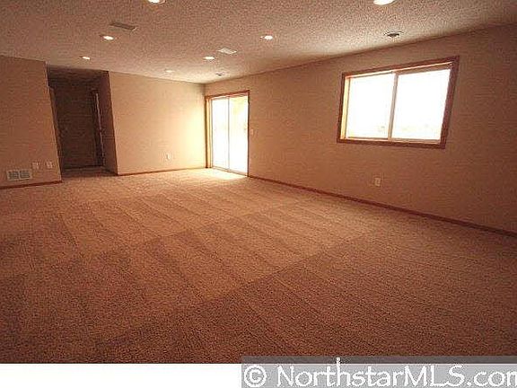3rd image of 605 Marigold Drive