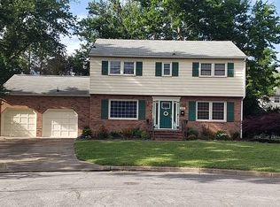 504 White Hall Cir, Hampton, VA 23669