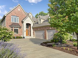 1440 S Ridge Rd, Willowbrook, IL 60527