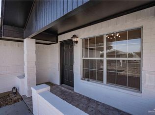 1009 Lake View Dr, Mission, TX 78572