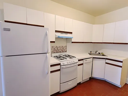 Rented by Ideal Properties Group | media 21