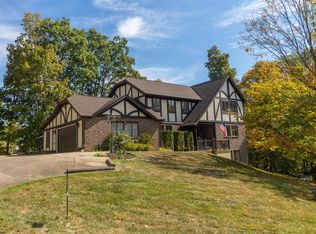 43 Mulberry Ln, Bridgeport, WV 26330