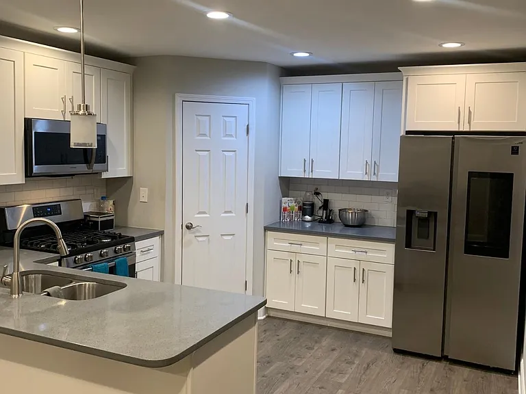 Sahara Dr SW — Photo 2