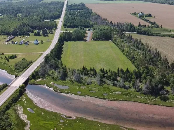 3 Belle Ave, Souris, PE C0A 2B0