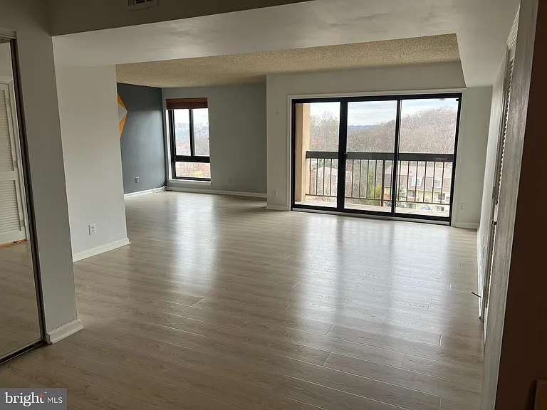 807 N Howard St #414 — Photo 11