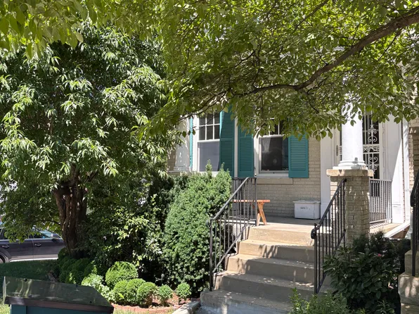 3533 W Pl NW, Washington, DC 20007