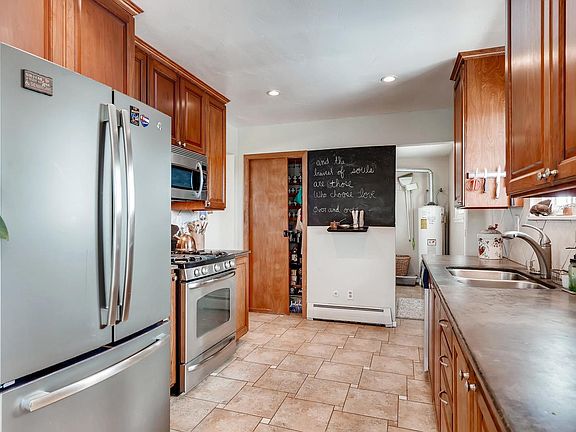 4th image of 5440 W 3rd Ave