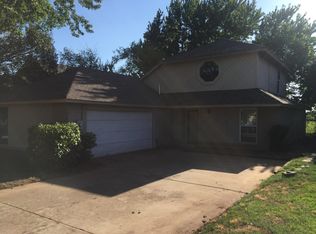 729 Lapwing Rd, Edmond, OK 73003