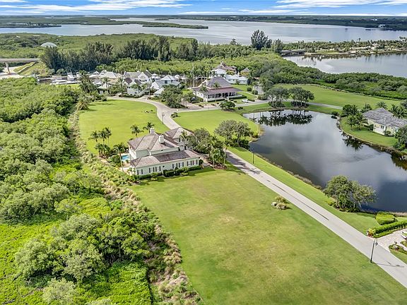 4th image of 9240 E Marsh Island Dr