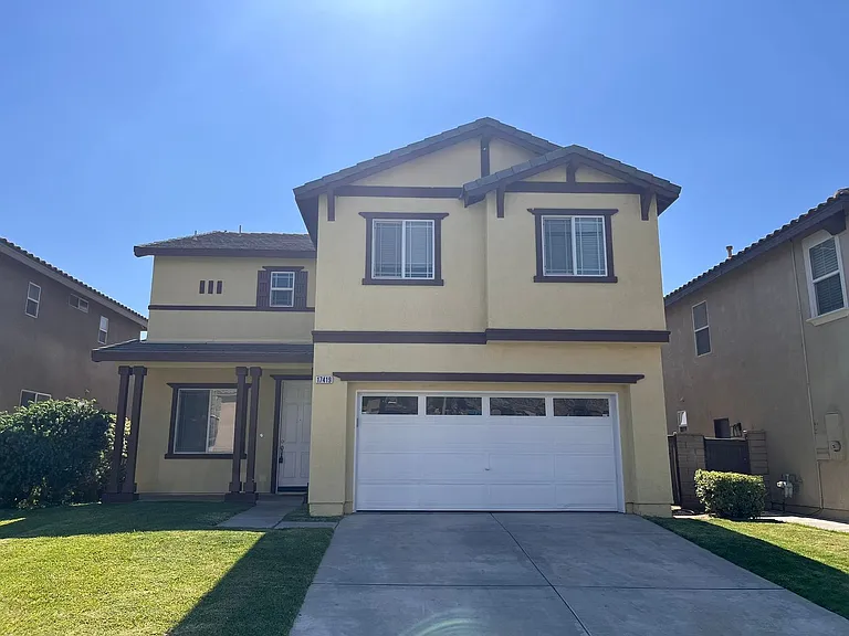 17419 Calle Rio Vis — Photo 1
