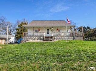 309 W Hill St, Eureka, IL