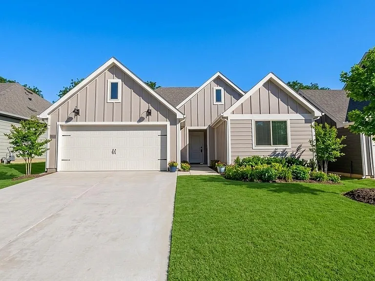 13169 Dawson Dr — Photo 22