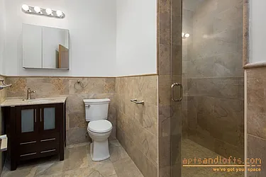 Rented by aptsandlofts.com