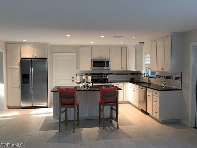 2nd image of 6240 Saint Andrews Cir N