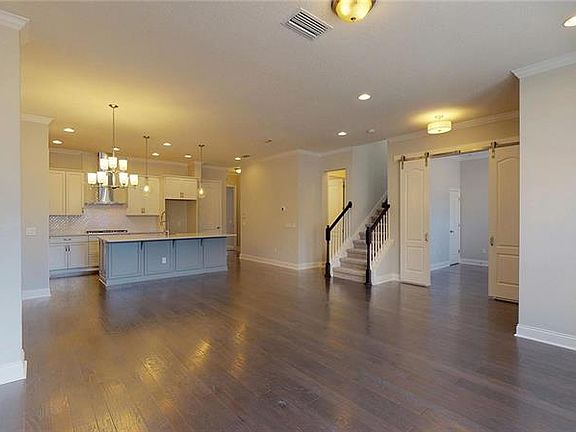 4th image of 778 Candlebrush Ln
