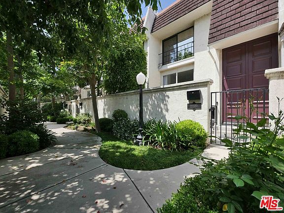 3rd image of 22235 1/2 Erwin St