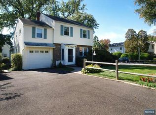 120 E Clinton Ave, Bergenfield, NJ 07621
