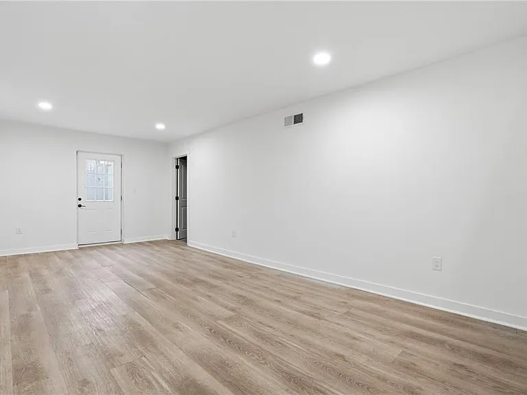 313 Summit Ridge Dr — Photo 19