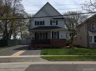 18 Trumbull Pkwy, Batavia, NY 14020