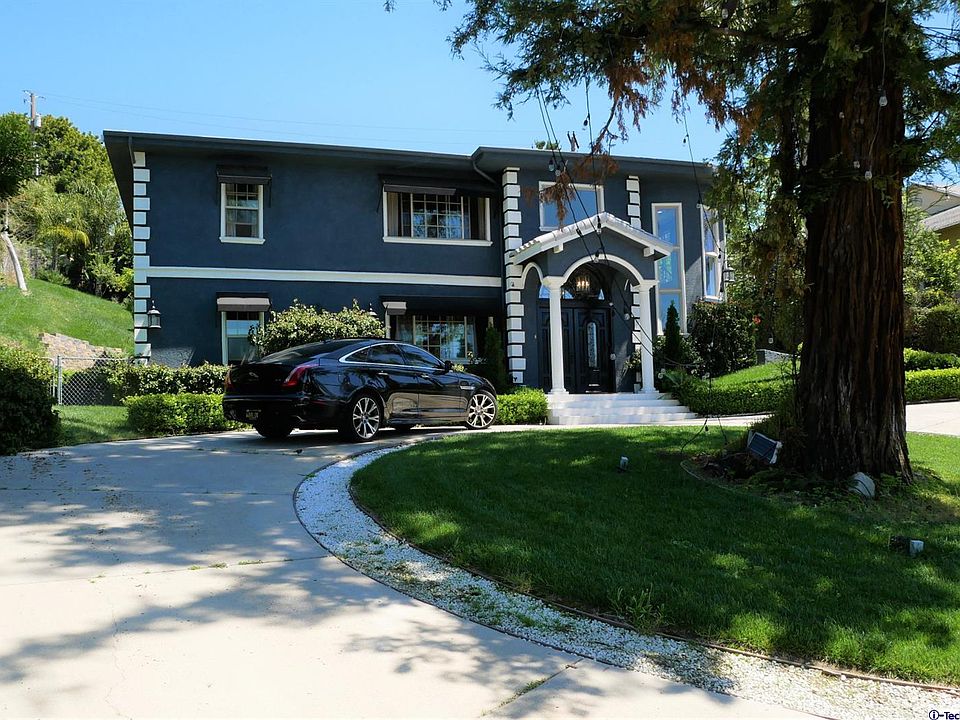 1st image of 1048 Sherlock Dr