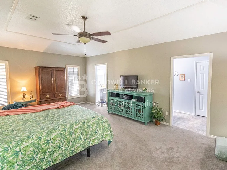 3620 93rd St — Photo 17