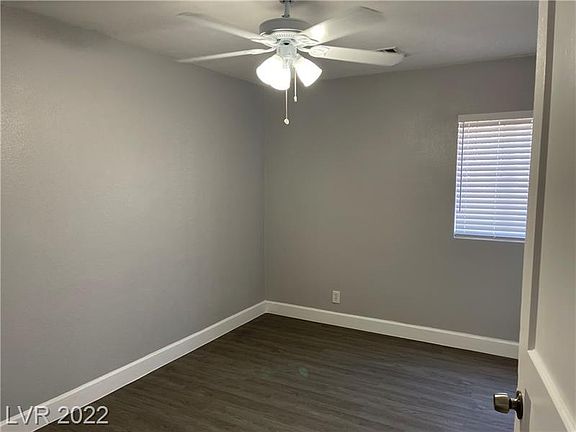 5th image of 1311 Griffith Ave