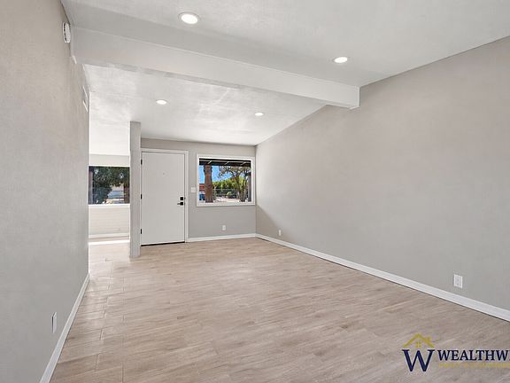 3rd image of 2878 N Edith Blvd
