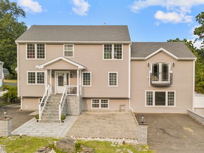 547 Laurel Street, East Haven, CT, 06512