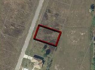9027 Green Cir, Labelle, FL 33935