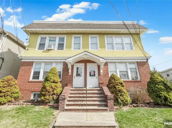 215 Seeley Ave, Kearny, NJ 07032