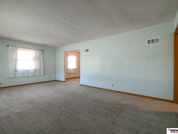3rd image of 1810 S 48th St