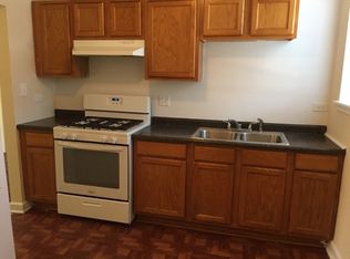 10933 S Church St, Chicago, IL 60643