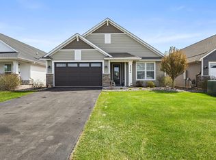 4338 Monarch Dr, Woodbury, MN 55129
