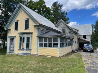 38 W Main St, Hyde Park, VT 05655