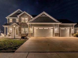 3814 Patriot Ln, Champaign, IL