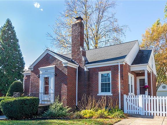 3rd image of 2818 Oakwood St