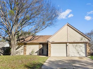 2602 Danberry Ln, Grand Prairie, TX 75052