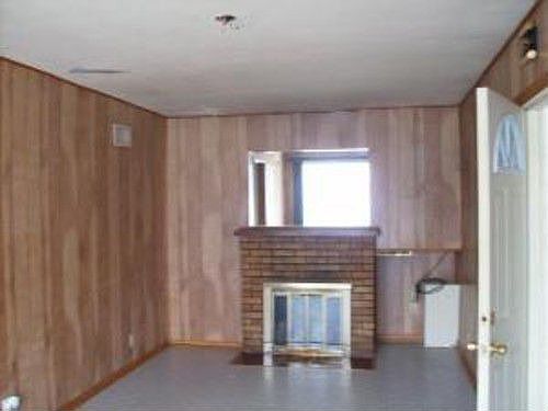 3rd image of 1006 Raible Ave