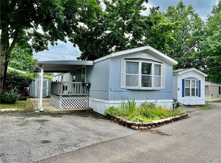 77 Westwoods, Amherst, OH 44001