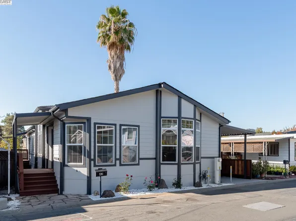 42 Terrace Dr, Concord, CA 94518